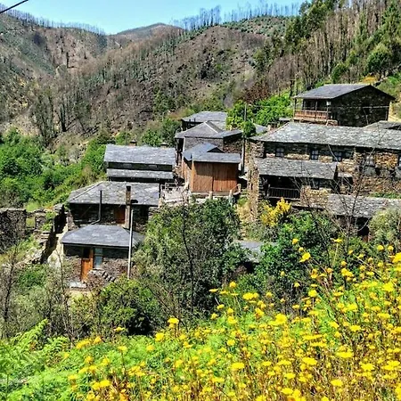 Casa Da Azenha- Riverside Retreat By Paiva River 度假居
